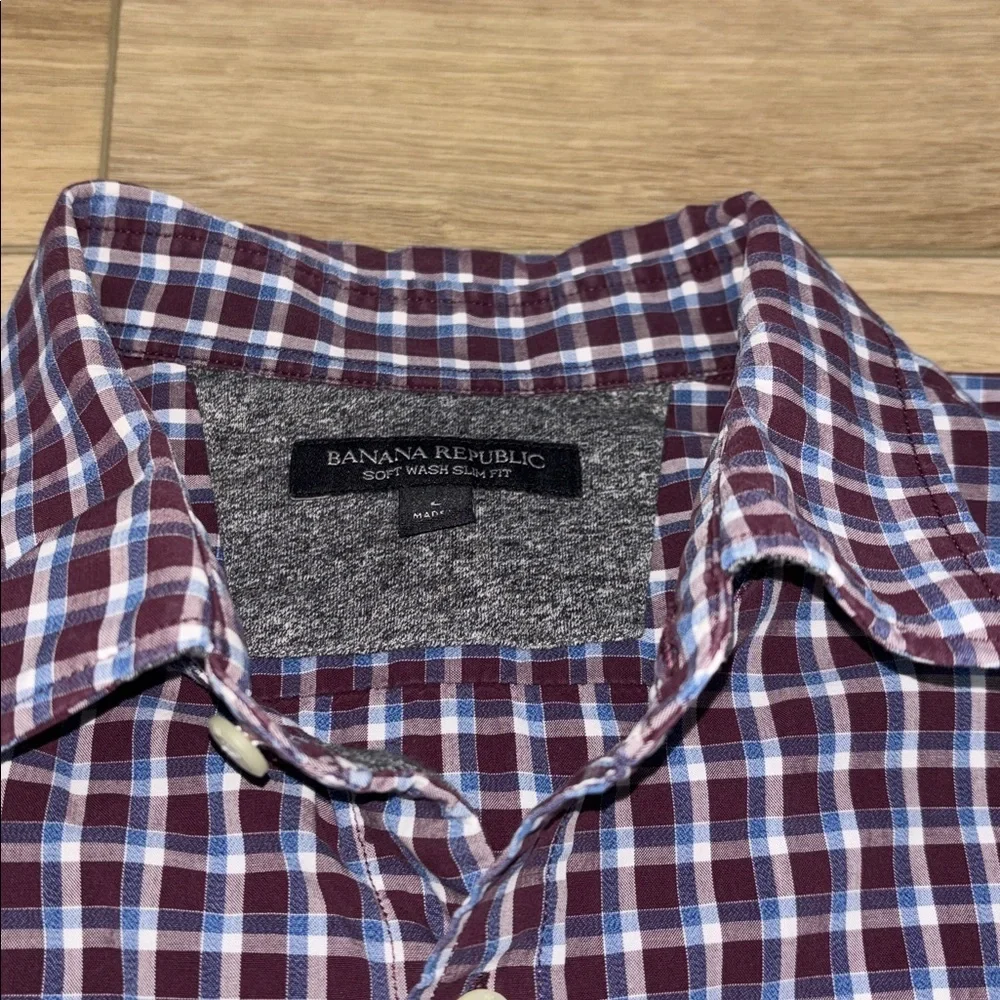 Banana Republic Men's Checkered Shirt - Burgundy and White soft wash slim fit L